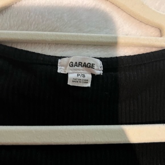 Black Women's Top - Picture 2 of 3